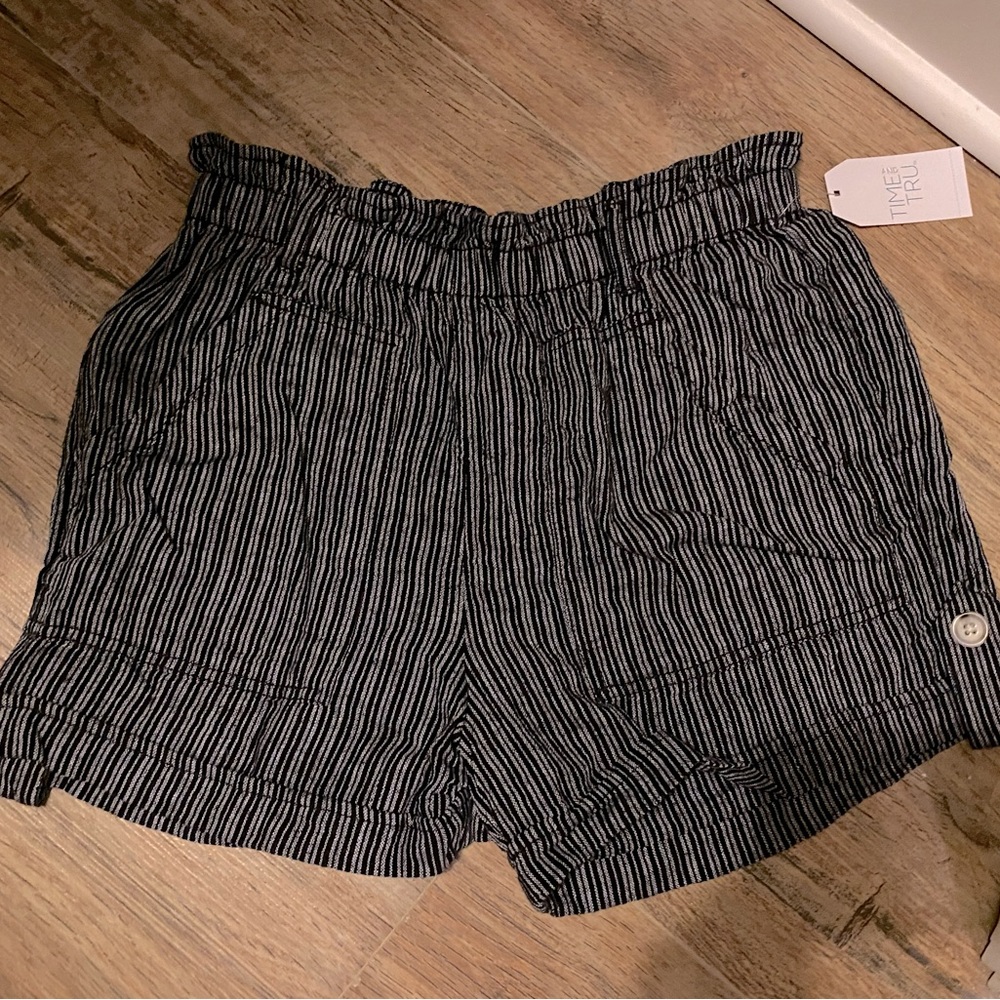 Time and Tru Shorts